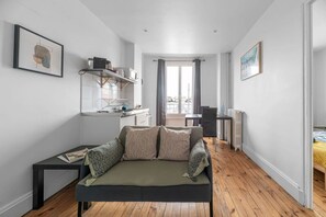 Living area - Appartement design en centre ville (Vichy)