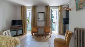 1 bedroom, desk, iron/ironing board, travel crib