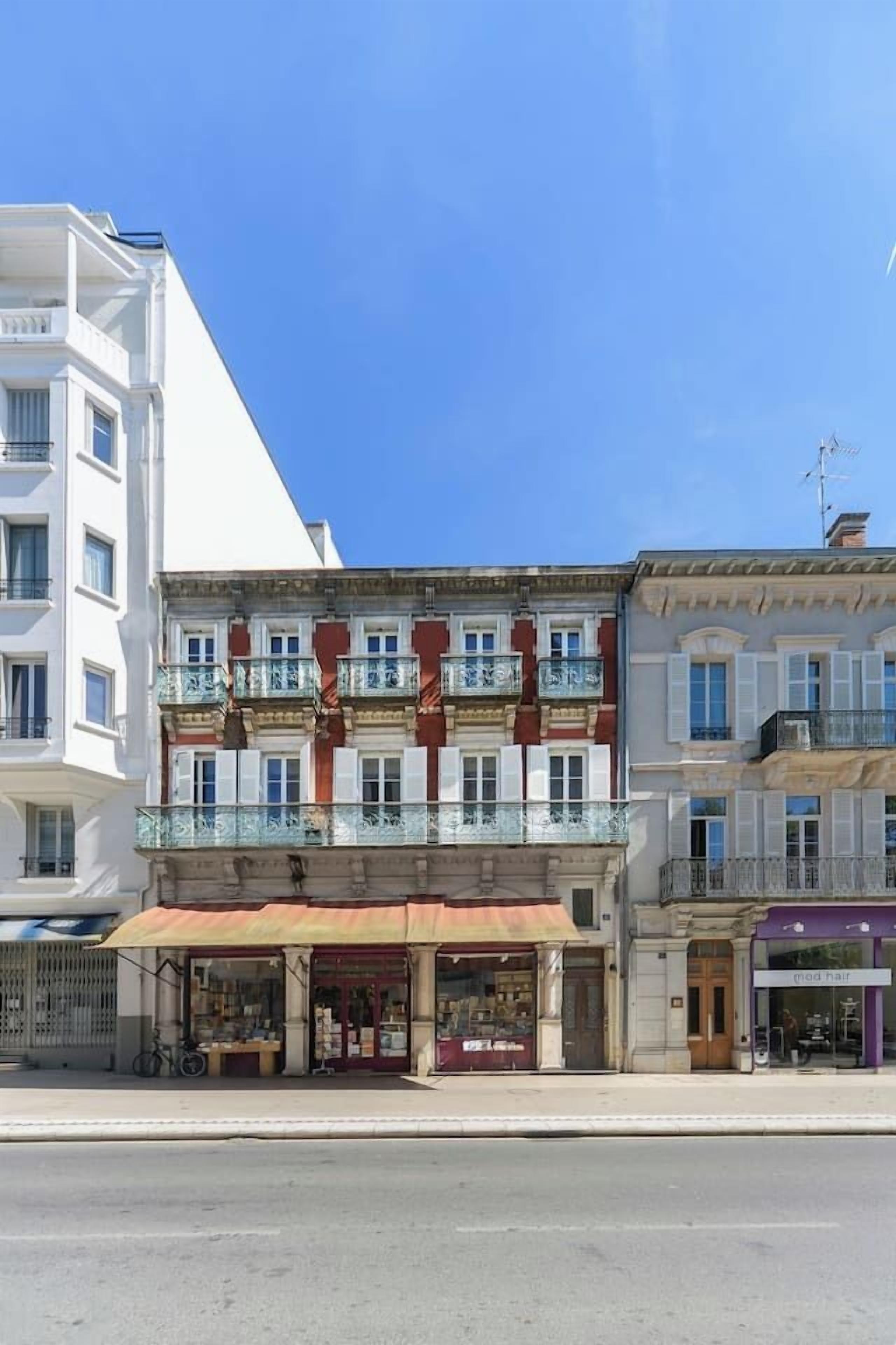 Extérieur