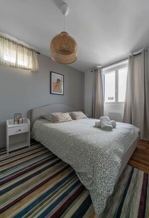 1 bedroom, desk, iron/ironing board, travel cot