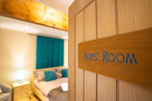 7 Schlafzimmer, WLAN, Bettwäsche