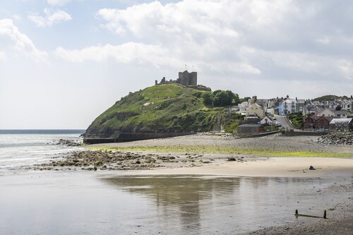 Glasfryn Fawr - sleeps 10 guests  in 5 bedrooms