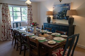 Dining - The Coach House - sleeps 10 guests  in 5 bedrooms (Pwllheli)
