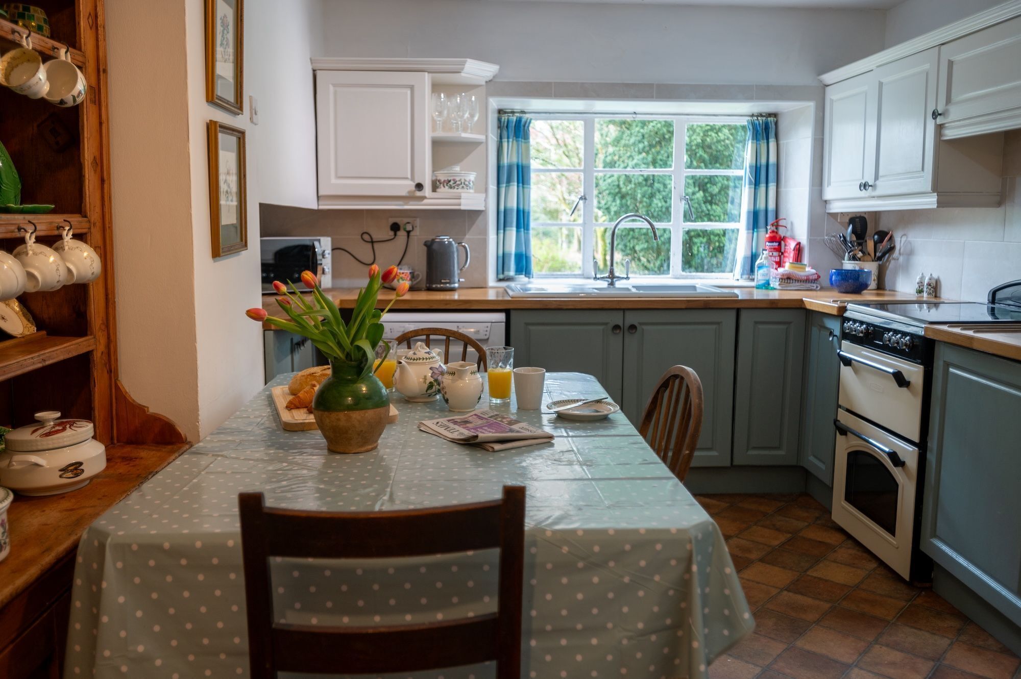 Fridge, dishwasher, dining tables