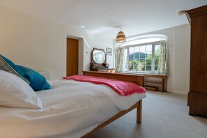 3 bedrooms, WiFi - Y Berllan - sleeps 6 guests in 3 bedrooms (Caernarfon)