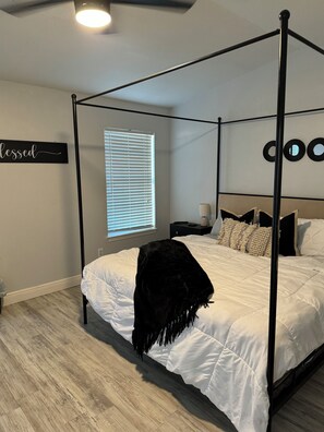 4 bedrooms, WiFi, bed sheets