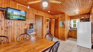 Unclassified image, 5 of 8, button - Pates Ford Marina - Cabin 3 (Smithville)