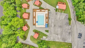 Unclassified image, 4 of 8, button - Pates Ford Marina - Cabin 3 (Smithville)
