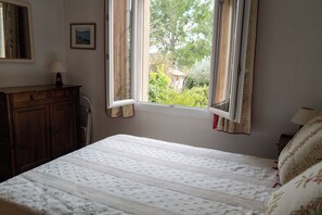 1 غرفة نوم ومكواة/لوح كي وواي فاي مجانًا وتسهيلات لدخول الكراسي المتحركة