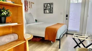 1 chambre, fer et planche à repasser, Wi-Fi, draps fournis