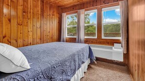 Unclassified image, 2 of 12, button - Lake Front Lodge With a Pool and Bar & Grill (Smithville)