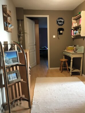 1 soverom, reiseseng for barn og wi-fi (inkludert)