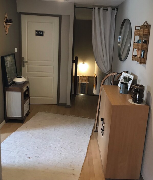 Interior - Riverfront, cozy duplex... (Saulxures-sur-Moselotte)