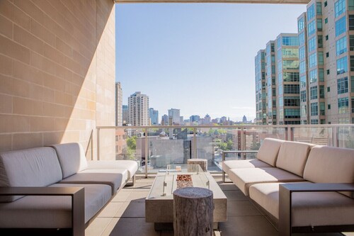 Luxury Penthouse Apt Near Brady St with Balcony and Lake View