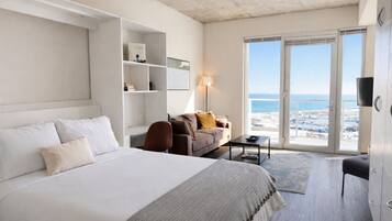 Desk, iron/ironing board, free WiFi, bed sheets