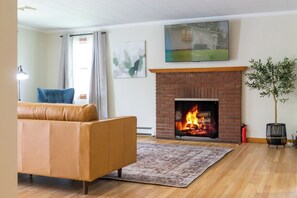 Smart TV, fireplace, table football, offices