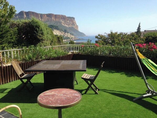 Outdoor dining - Appartement d une Chambre Pour 4 Personnes (CASSIS)