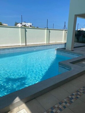 Utomhuspool