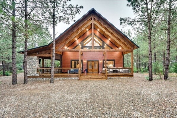Exterior - Piney Acres! Family Retreat! (Broken Bow)