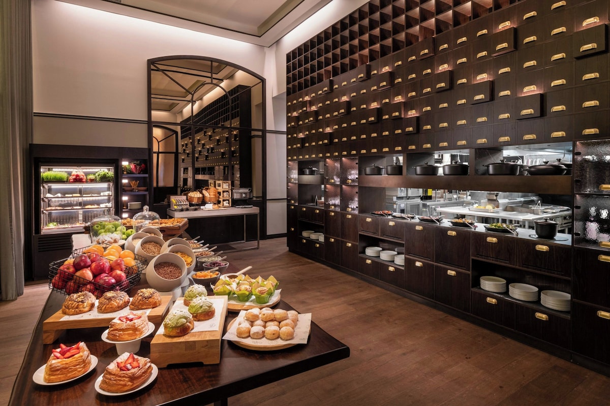 Adelaide Marriott Hotel