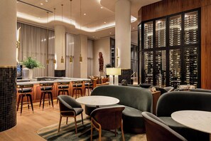 2 bars/lounges - HALL Park Hotel, Autograph Collection (Frisco)