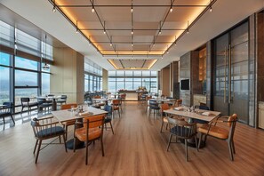 Restaurant - Four Points By Sheraton Linhai (Taizhou)