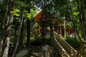 Exterior - Sunset Views-Modern Lake Retreat (Arley)