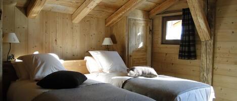 5 chambres, Wi-Fi, draps fournis