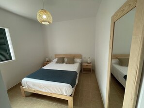 3 soverom, strykejern/-brett, wi-fi og sengetøy