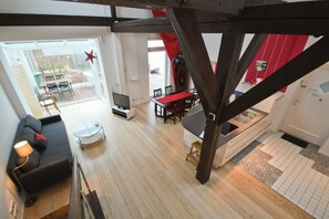 电视、DVD 播放器、立体声音响