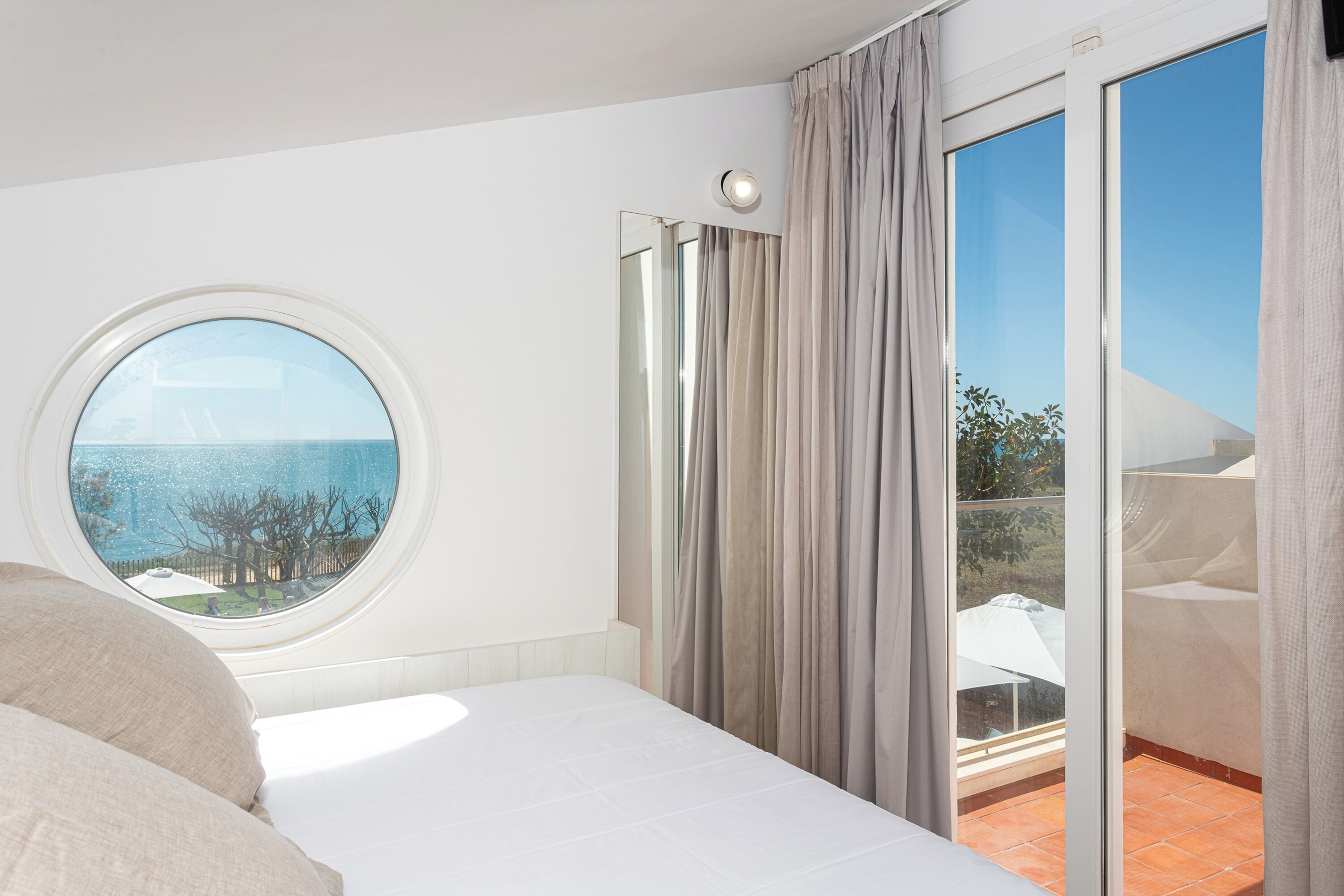 Single Room, Terrace, Sea View | Soundproofing, free WiFi, bed sheets