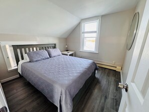 4 bedrooms, WiFi, bed sheets