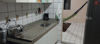 Apartamento Aconchegante há 5 Minutos da Praia de Ponta Negra, Ambiente Famíliar