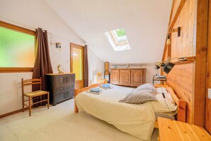 1 camera, ferro/asse da stiro, Wi-Fi gratuito, lenzuola
