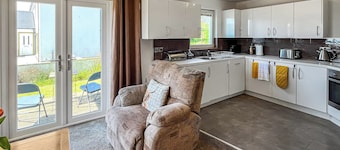 2 bedroom accommodation in Portpatrick, near Stranraer