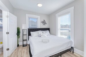 1 soverom, strykejern/-brett, wi-fi og sengetøy