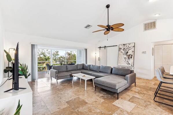 リビング エリア