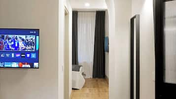 Deluxe Room | 1 bedroom, premium bedding, memory-foam beds, desk