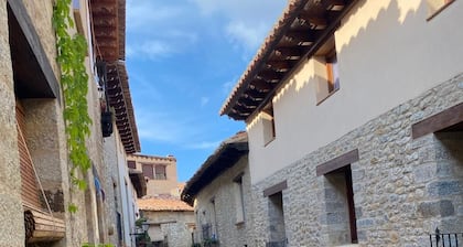 Casa Rural en el Maestrazgo. Ideal para familias y amigos (se admiten mascotas)
