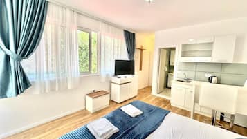 ãã©ãã¯ã¹ ã¹ã¿ãžãª | 1 宀ã®ãããã«ãŒã ãé«çŽå¯å
·ããã¹ã¯ãé²é³èšå