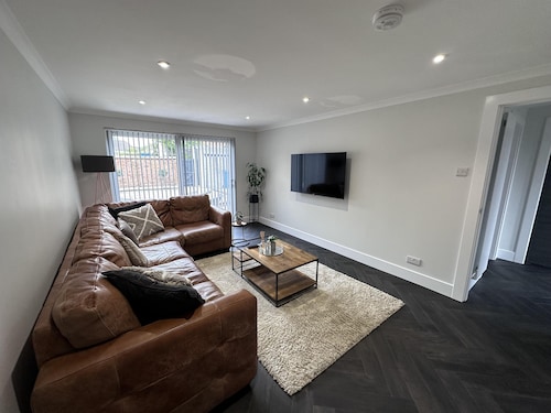 St Andrews Luxury 2-bed House, Sleeps 4