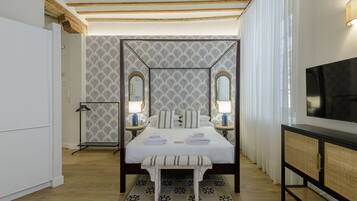 Een strijkplank/strijkijzer, gratis wifi, beddengoed