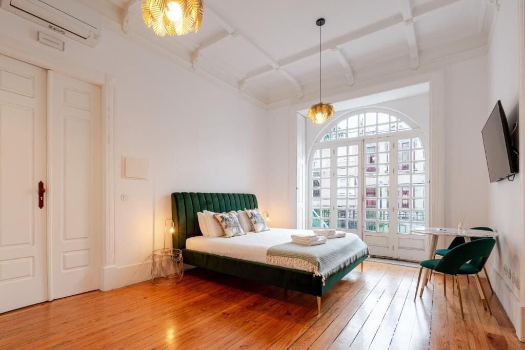 Royal kamer | Bedden met traagschuimmatras, individueel gedecoreerd