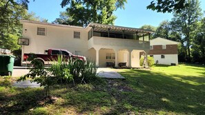 Exterior - Very nice neighborhood, extra piecefull, 10 minutes from ATL international (Lake City)