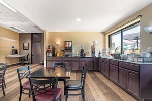 Free daily on-the-go breakfast - Quality Inn near Speedway (Wilkesboro)