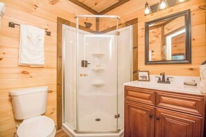 Towels, soap, shampoo, toilet paper