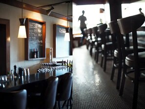 Bar (in der Unterkunft)