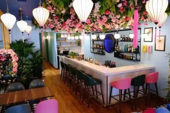Bar (in der Unterkunft)