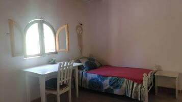 2 kamar tidur, Wi-Fi gratis, dan seprai linen