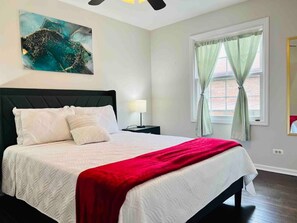 4 bedrooms, desk, iron/ironing board, travel cot